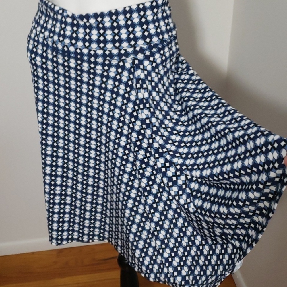 Max Studio Foldover Waist Blue Black White geometric Print Ponte Knit A Skirt, S